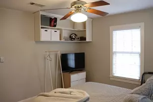 1200 Alegria Rd, Austin, TX 78757 - Photo 11