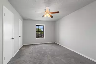 2425 Ashdale Dr, Austin, TX 78757 - Photo 15