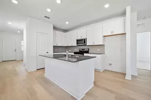 728 Rubber Tree Wy, Buda, TX 78610 - Photo 3