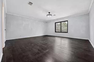 8409 Nairn Dr, Austin, TX 78749 - Photo 19