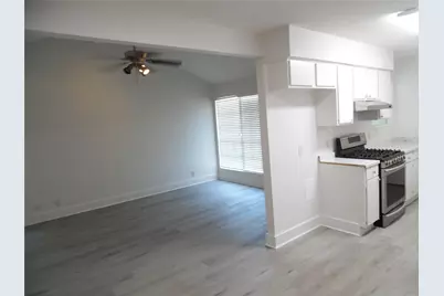 7400 Dixie Drive #B, Austin, TX 78744 - Photo 9