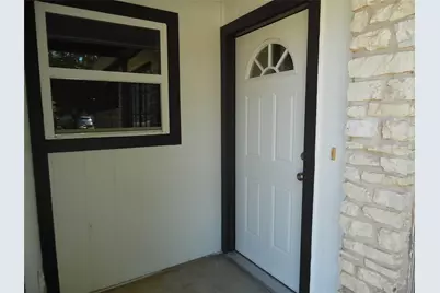 7400 Dixie Drive #B, Austin, TX 78744 - Photo 3