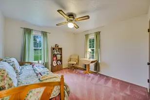 835 Jones St, Smithville, TX 78957 - Photo 15
