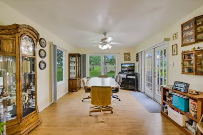 835 Jones Street, Smithville, TX 78957 - Photo 7