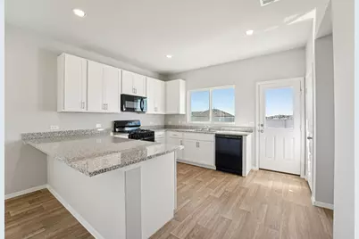 136 Summer Drive, Elgin, TX 78621 - Photo 9