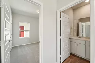 136 Summer Dr, Elgin, TX 78621 - Photo 25