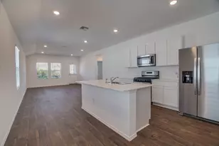 12317 Silversmith Ln, Mustang Ridge, TX 78610 - Photo 3