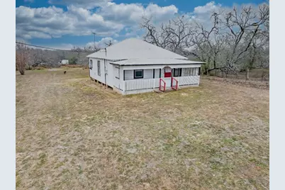 406 Carpenter Street, Smiley, TX 78159 - Photo 5