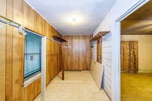 406 Carpenter St, Smiley, TX 78159 - Photo 17