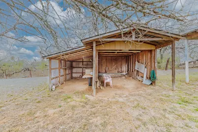 406 Carpenter Street, Smiley, TX 78159 - Photo 11