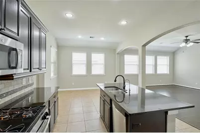 6531 Hunters Creek Lane, Baytown, TX 77521 - Photo 25