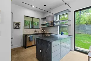 303 Woodward St, Austin, TX 78704 - Photo 11