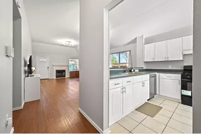 5302 Walnut Grove Drive, Austin, TX 78744 - Photo 5