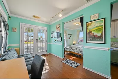 5302 Walnut Grove Drive, Austin, TX 78744 - Photo 15