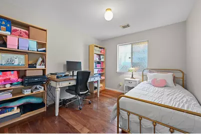 5302 Walnut Grove Drive, Austin, TX 78744 - Photo 11