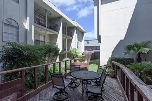 910 Duncan Ln, Austin, TX 78705 - Photo 11
