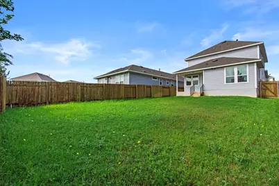124 Oakstone Drive, Georgetown, TX 78628 - Photo 35