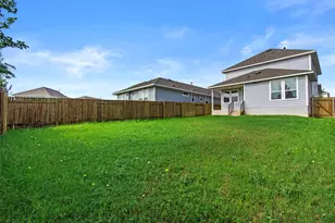 124 Oakstone Dr, Georgetown, TX 78628 - Photo 35