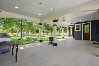 1475 County Road 315, Jarrell, TX 76537 - Photo 29