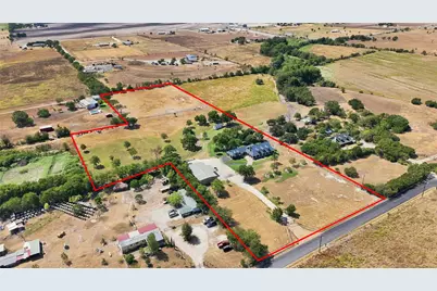 1475 County Road 315, Jarrell, TX 76537 - Photo 33