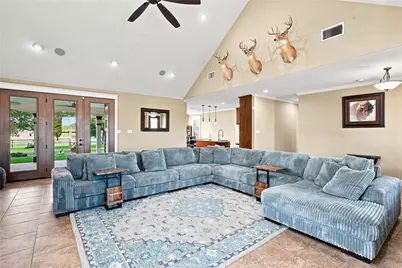 1475 County Road 315, Jarrell, TX 76537 - Photo 13