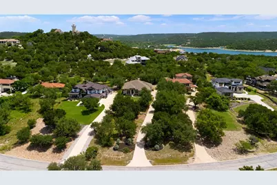 17001 Northlake Hills Drive, Jonestown, TX 78645 - Photo 9