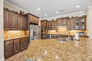 17001 Northlake Hills Dr, Jonestown, TX 78645 - Photo 13