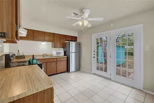 807 Sturgeon St, San Marcos, TX 78666 - Photo 9