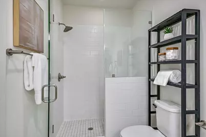 1121 Walton Lane #B, Austin, TX 78721 - Photo 9