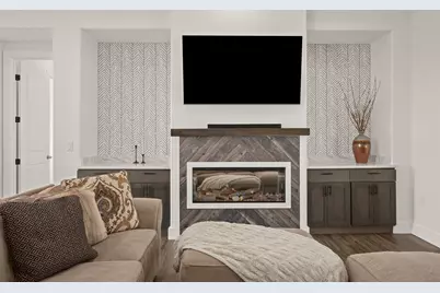 4216 Hillside Drive, Lago Vista, TX 78645 - Photo 9