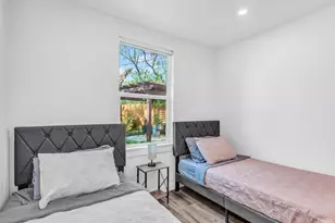 3104 E 16th St, Austin, TX 78702 - Photo 27