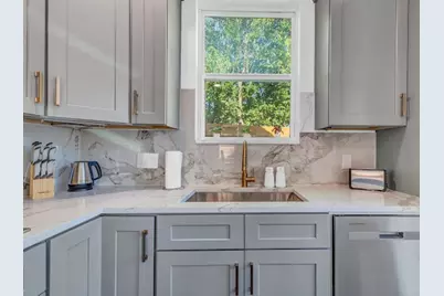 3104 E 16th Street, Austin, TX 78702 - Photo 5