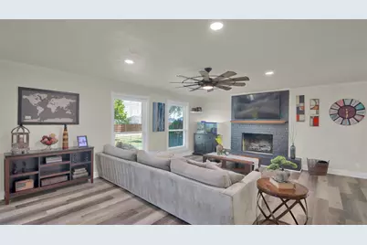 550 C Bud Stockton Loop, Jarrell, TX 76537 - Photo 5