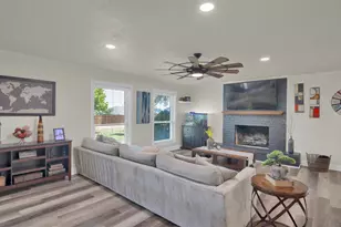 550 C.Bud Stockton Loop, Jarrell, TX 76537 - Photo 5