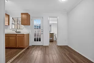 8400 Jamestown Dr, Austin, TX 78758 - Photo 7