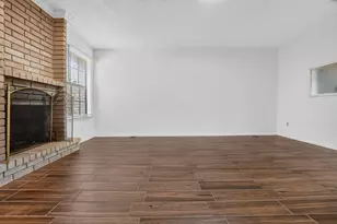 8400 Jamestown Dr, Austin, TX 78758 - Photo 7