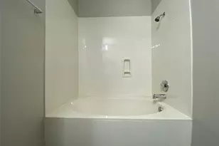 304 Azurite Dr, Jarrell, TX 76537 - Photo 19