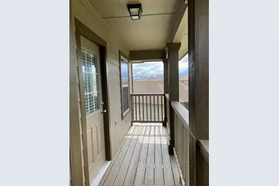 304 Azurite Drive, Jarrell, TX 76537 - Photo 3