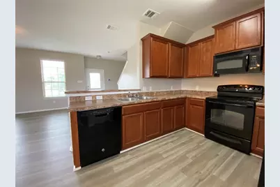 304 Azurite Drive, Jarrell, TX 76537 - Photo 15