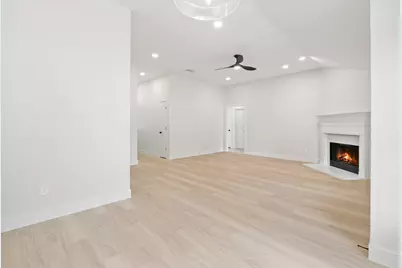 1006 Cottonbowl Drive, Taylor, TX 76574 - Photo 13