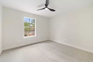 1006 Cottonbowl Dr, Taylor, TX 76574 - Photo 31