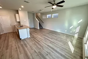 605 W South St, Leander, TX 78641 - Photo 3