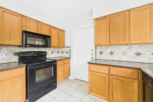 9520 Quail Village Ln, Austin, TX 78758 - Photo 13