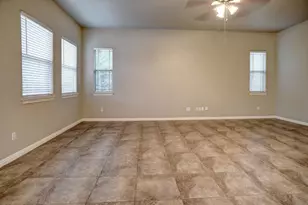 105 S Kaupo Dr, Bastrop, TX 78602 - Photo 13