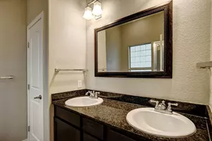105 S Kaupo Dr, Bastrop, TX 78602 - Photo 15