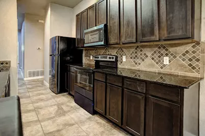105 S Kaupo Drive, Bastrop, TX 78602 - Photo 5