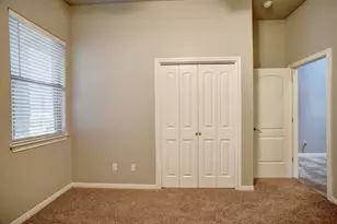 105 S Kaupo Dr, Bastrop, TX 78602 - Photo 21