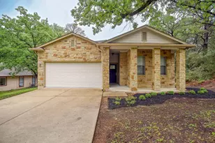 105 S Kaupo Dr, Bastrop, TX 78602 - Photo 1