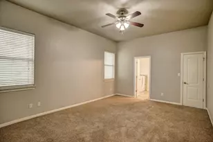 105 S Kaupo Dr, Bastrop, TX 78602 - Photo 17