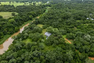 200 Desiderata Dr, Smithville, TX 78957 - Photo 15